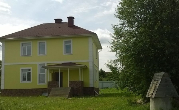 Дом в деревне Поповка